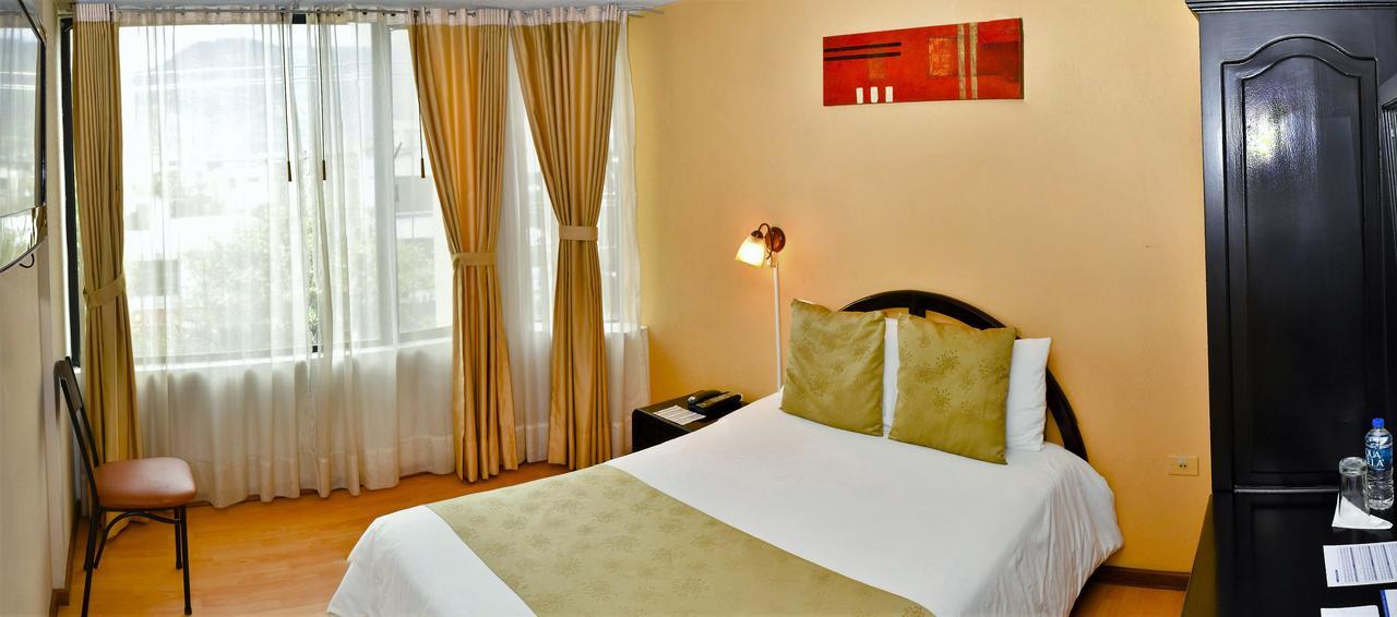Hotel Montecarlo Ibarra Esterno foto