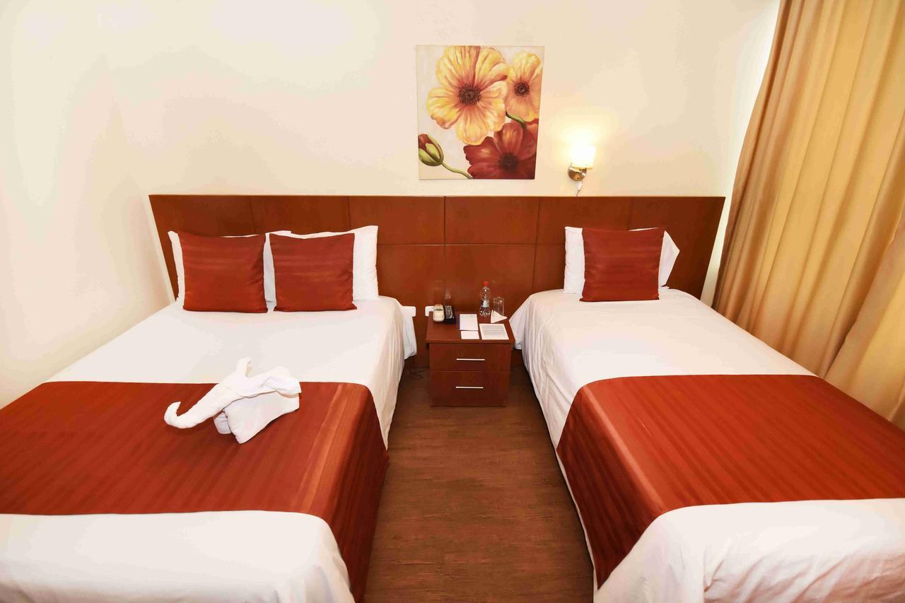 Hotel Montecarlo Ibarra Esterno foto