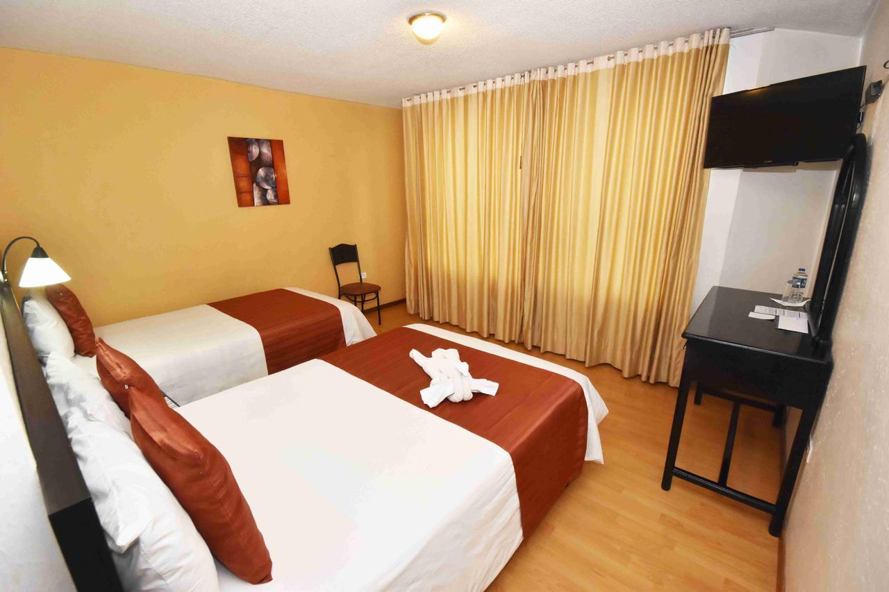 Hotel Montecarlo Ibarra Esterno foto
