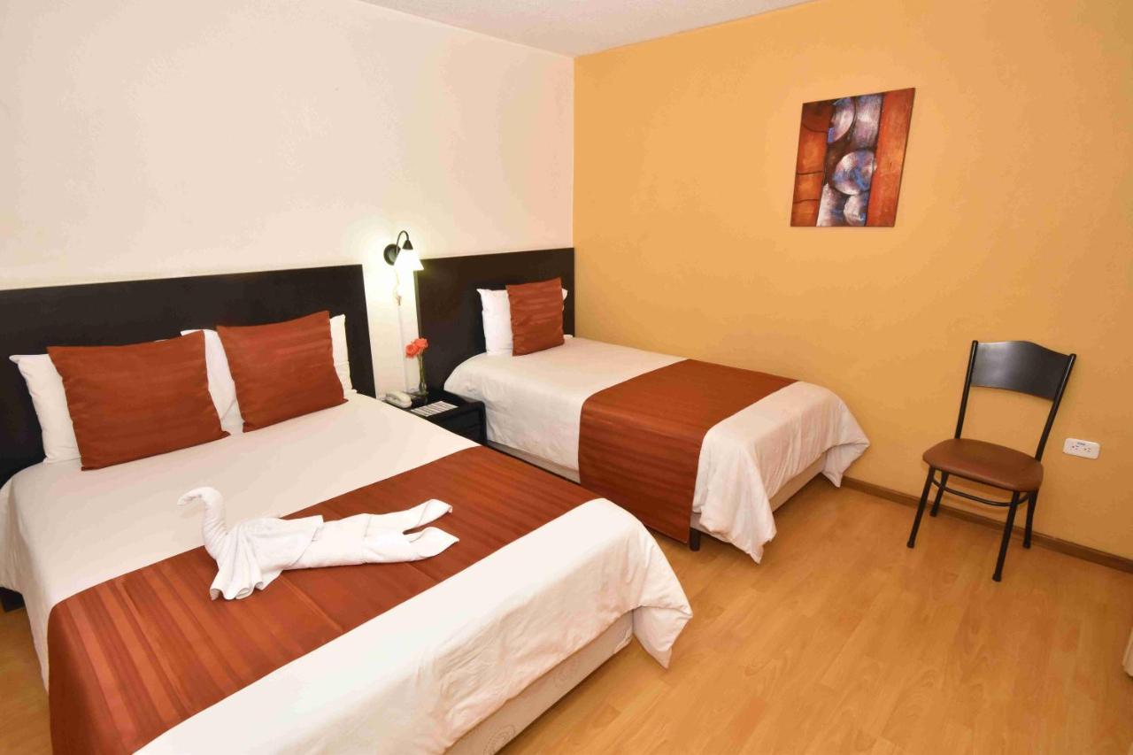 Hotel Montecarlo Ibarra Esterno foto